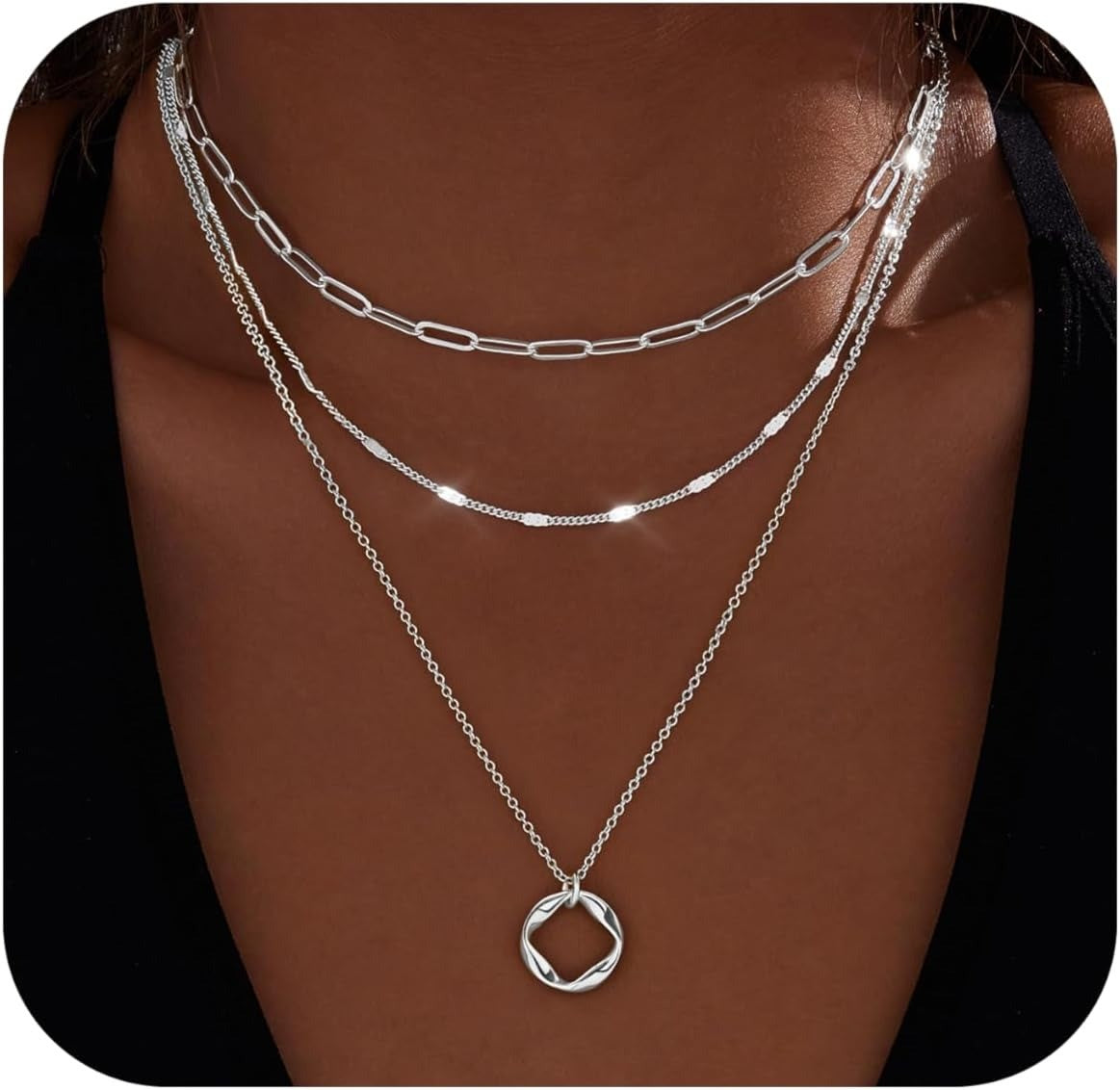 Colar Feminino Elegante com Camadas